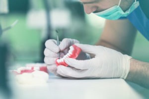 dentures-ddl-dental-300x200